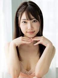 จากรอยยิ้มที่ทำให้โลกอ่อนโยน สู่เส้นทางดาวรุ่งที่ทั้งวงการจับตา Mei Satsuki นักแสดงสาวผู้กุมหัวใจผู้ชม